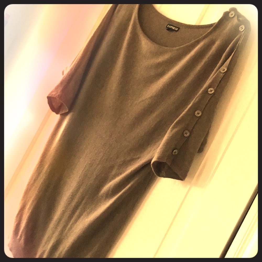 Button Sleeve Tunic
